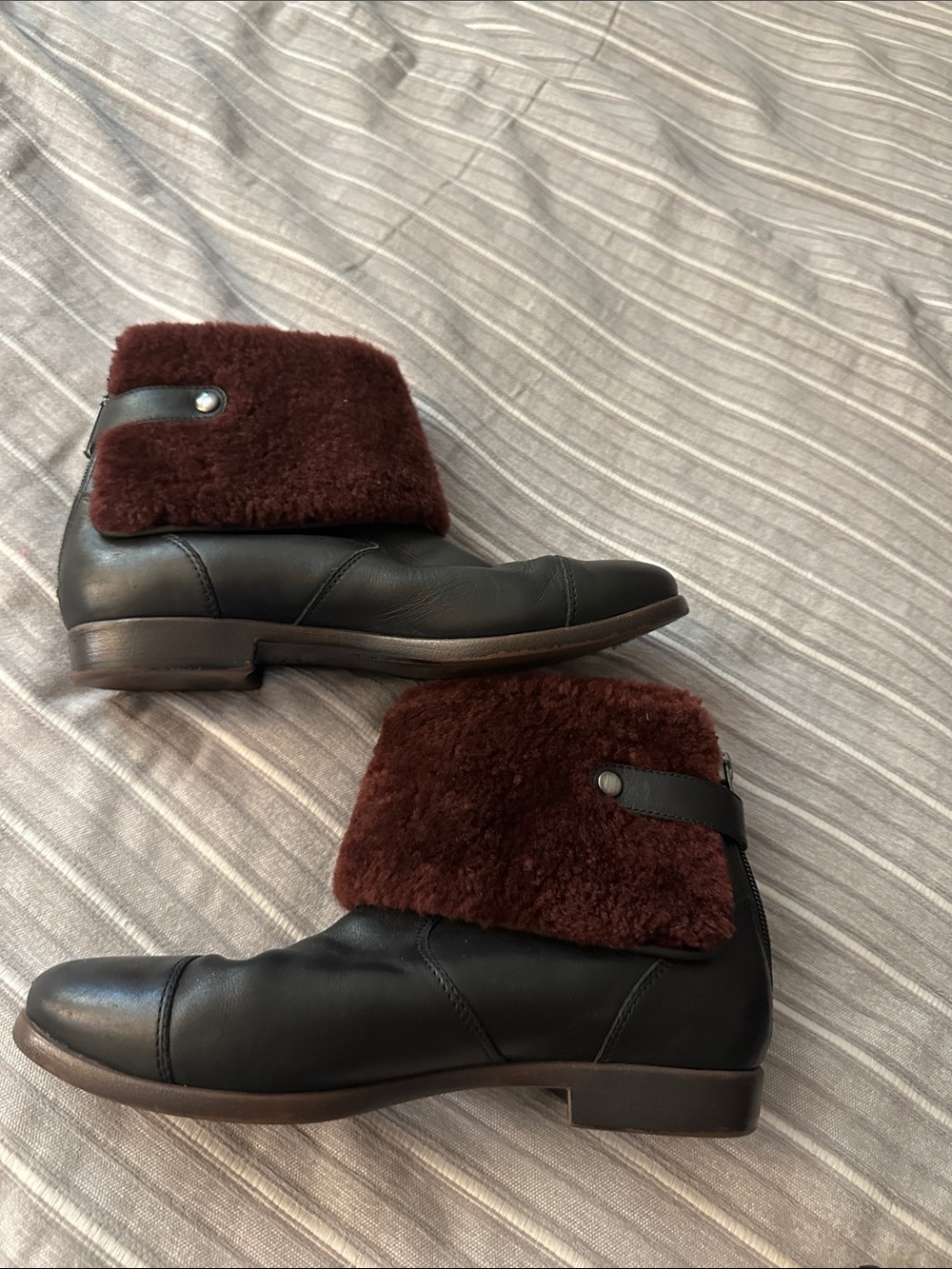 UGG Black Leather Ankle Boots with Brown Shearling Cuff
